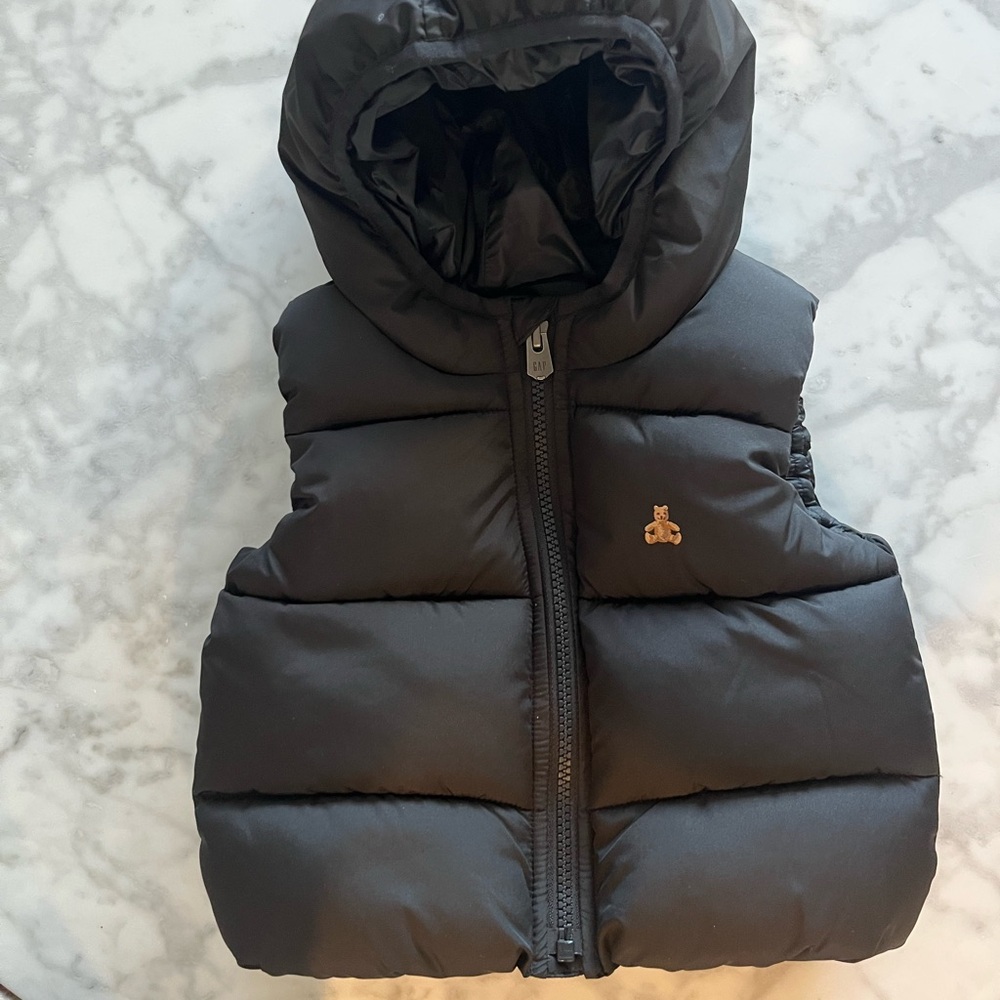 GAP Black Hooded Puffer Vest